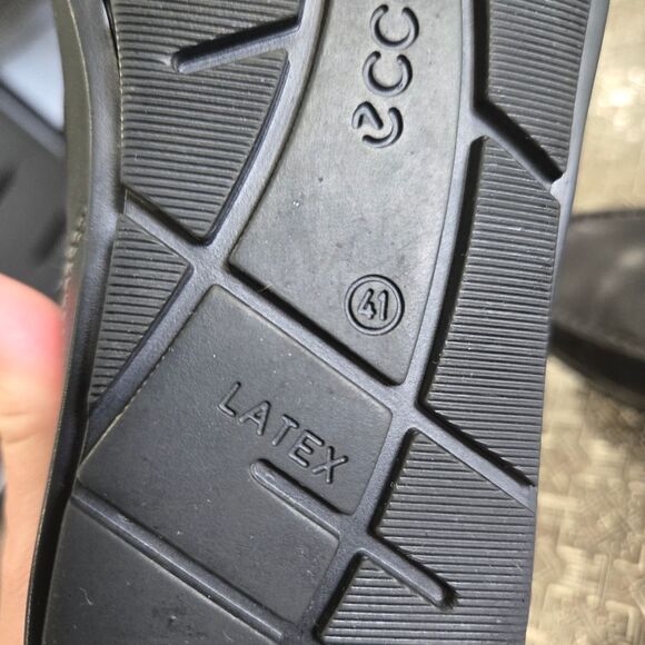 🐢 Ecco Classic Moc 2.0 Shoe.  Size 41 EU 7-7.5 US - Picture 8 of 15